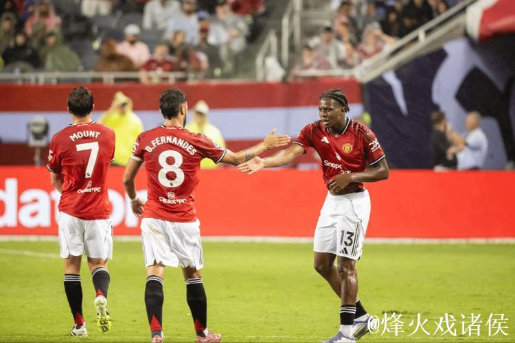 B费传射闪耀,票选当选曼联4-4战平伯恩茅斯最佳球员 B费传射闪耀,票选当选曼联4-4战平伯恩茅斯最佳球员